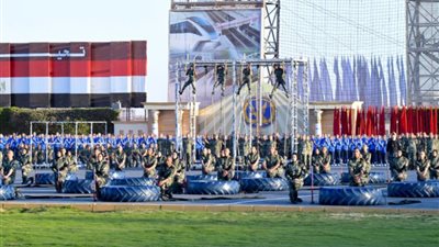 السيسي: بنحاول نكون على الطريق الصحيح ومفيش عندنا مشكلة سلع