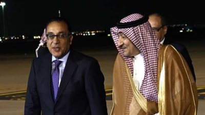رئيس الوزراء يصل السعودية للمشاركة في الاجتماع الخاص للمنتدى الاقتصادي العالمي