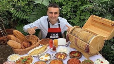 الشيف بوراك يبدأ من جديد ووالده يتهمه باستغلال الزلزال.. ما القصة؟!