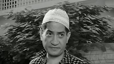 الكاتب الساخر.. مسيرة يوسف عوف بين التمثيل والكتابة