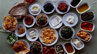 وجبة السحور.. تعرف على فوائدها وفضل تأخرها