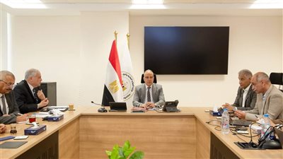 سويلم يستعرض الإطار القانوني للإدارة المتكاملة للمناطق الساحلية