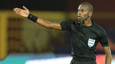التشادي حكمًا لمباراة الإياب بين الأهلي وسيمبا