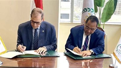 توقيع بروتوكول تعاون بين النيابة الإدارية والجهاز المركزي للتنظيم والإدارة.. صور