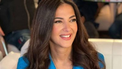 دنيا سمير غانم تُشيد بـ