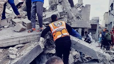 الدفاع المدني بغزة: انتشال 6 جثث متحللة في حي الأمل