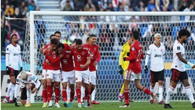 نجم الأهلي يقترب من صفوف بيراميدز.. تفاصيل