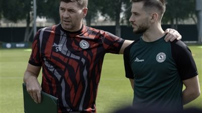 ميدران يغطي الفجوة: حركة استراتيجية لتعويض رحيل هندرسون