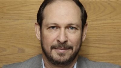 تعيين أيمن الشيوي عميدا للمعهد العالي للفنون المسرحية