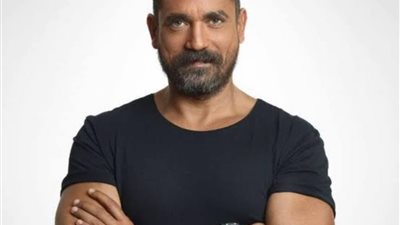 أمير كرارة يروج لمسلسله الرمضاني الجديد سوق الكانتو