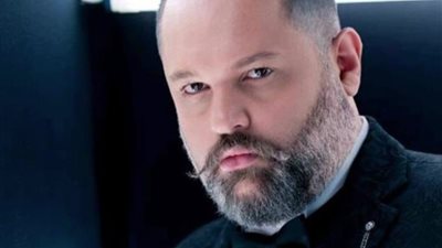 ريمون مقار يعلن وفاة والد زوجة محمد محمود عبد العزيز