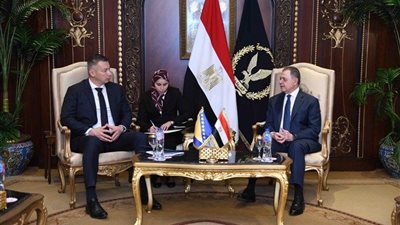 وزير الداخلية ونظيره البوسني يبحثان سبل التعاون الأمني بين البلدين