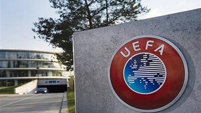 يويفا يفتح تحقيقًا بقضية برشلونة 