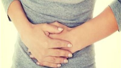 احذر هذه الأعراض.. تعرف على مخاطر حركة البطن ونبضها