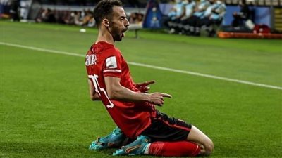 رسالة صارمة.. إداراة الأهلي تحذر أحمد عبد القادر   