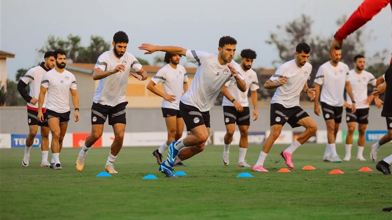 B233EF53-3B09-4075-ABA8-664FC49F7310