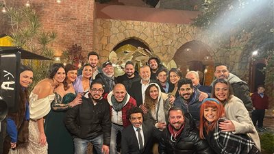 رانيا يوسف تنشر صورًا من كواليس مسلسل 