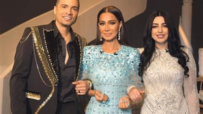 حسن شاكوش وزوجته في حوار ناري مع العرافة الليلة 