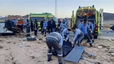 إصابة شخصين جراء حادث تصادم ملاكي وموتوسيكل بالشيخ زايد