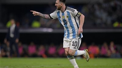 ميسي يقود الأرجنتين بثلاثية خلال 19 دقيقة فقط .. والتانجو تفوز بسباعية