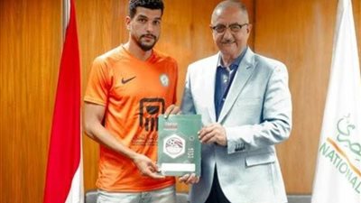 البنك الأهلي يفسخ تعاقده مع مدافع الفريق