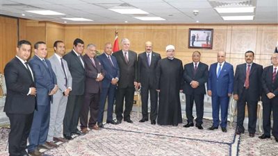 رئيس قضايا الدولة يستقبل وزير الأوقاف بمقر رئاسة الهيئة (صور)