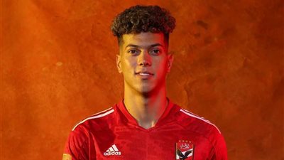 طبيب الأهلي يُعلن إجراء جراحه ناجحه بالكتف لأمام عاشور 