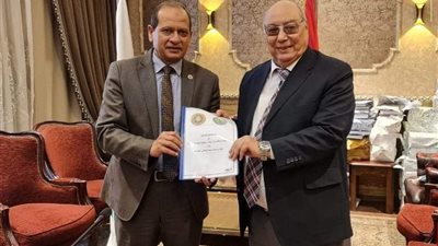 بروتوكول تعاون بين مصلحة الجمارك ولجنة مبيدات الآفات الزراعية