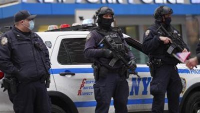 بينهم طفلان.. أمريكى يُنهي حياه 4 أفراد من أسرته طعنا فى نيويورك