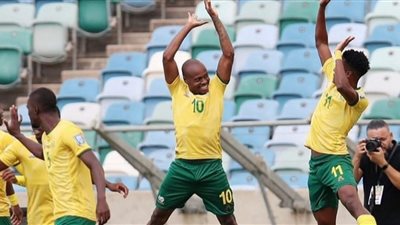 بيرسي تاو يقود هجوم جنوب أفريقيا في نصف نهائي أمم أفريقيا