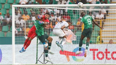 «الفار» ينقذ الأولاد.. جنوب أفريقيا تُحرز هدف التعادل في شباك نيجيريا