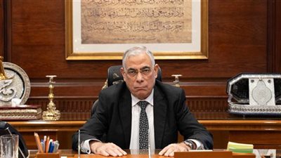 النيابة العامة تُسلم 590 طنًا من السكر وسلع أخرى محتكرة لوزارة التموين