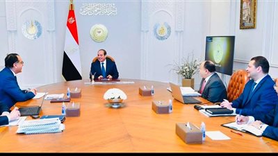 السيسي يوجه بضرورة مواصلة اتخاذ الإجراءات لخفض الدين وضمان الاستدامة المالية