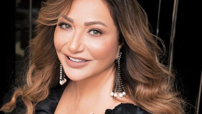 ليلى علوي تعتذر عن عدم تكريمها فى مهرجان القاهرة للمسرح