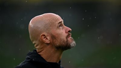 اليونايتد يعود من بعيد ويضرب نوتنجهام بثلاثية