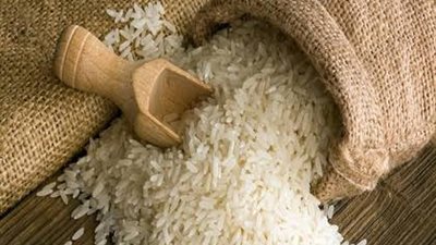 «الحكومة» تنفي وجود عجز في معروض الأرز بالأسواق 