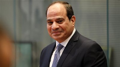 السيسي: الحل لإنهاء أزمة الدولار بـ يد المصريين ورجال الأعمال