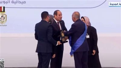 السيسي يتقدم بأسمي آيات التقدير إلي أبطال مصر من القوات المسلحة