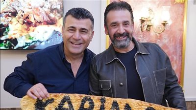 كريم عبدالعزيز وياسمين صبري يبدآن تصوير «الأرض السوداء» في تركيا