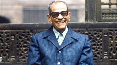 في الذكري الـ 36| لمحة من حياة الأديب نجيب محفوظ