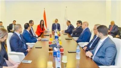 وزير الاستثمار يبحث سبل تعظيم العائد من أصول الدولة مع صندوق مصر 