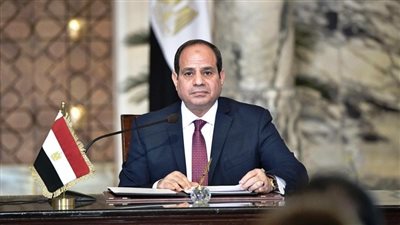 السيسي: مصر حريصة على بذل كافة الجهود لتحفيز القطاع الصناعي وتعزيز التعاون 