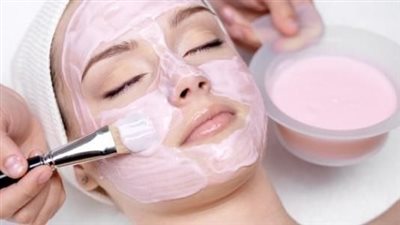 أسرار العناية بـ البشرة.. وصفات منزلية لإشراق الوجه