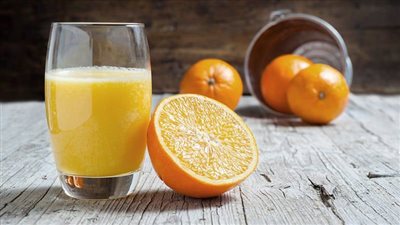 أفضل أنواع فيتامين سي: دليلك الكامل لتناوله بطريقة صحيحة