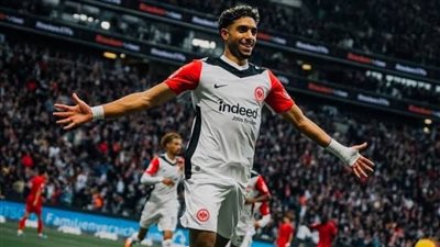 خطوة وحيدة تفصل انتقال عمر مرموش إلى مانشستر سيتي 