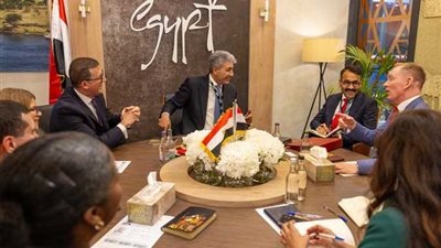 تعاون مصري بريطاني لجذب الاستثمارات السياحية