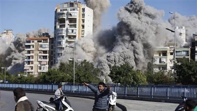 استشهاد 5 أشخاص في غارة إسرائيلية على بلدة تفاحتا بلبنان