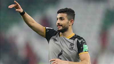 دفاع أيمن أشرف بقضية الشيكات: الإيصال مزور وشاب حرض الفتاة ضد موكلي