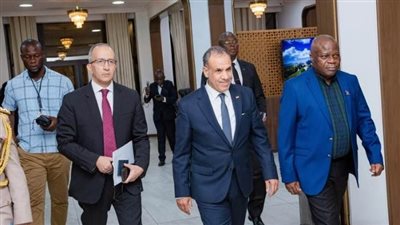 وزير الخارجية يلتقى بوزير الصناعة الكونغولي