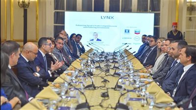 اجتماع وزارة الاستثمار لتعزيز الشراكة بين القطاعين العام والخاص.. تفاصيل